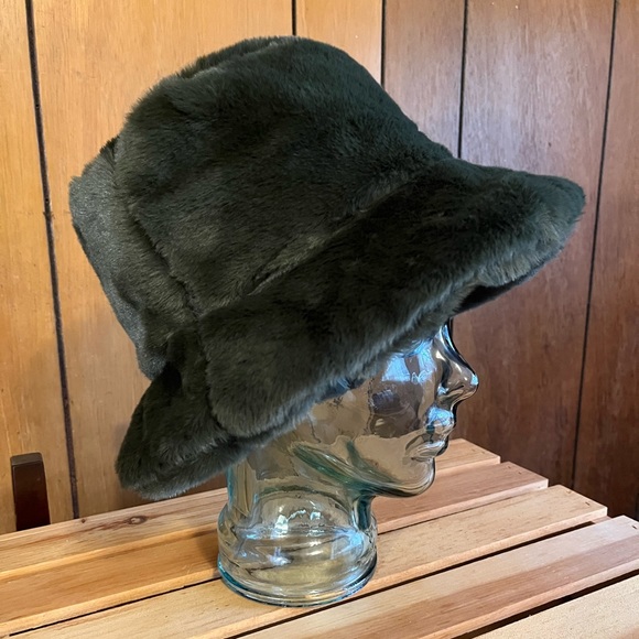 Olive Green Faux Fur Bucket Hat - Picture 10 of 16
